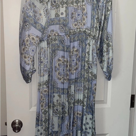 Lane Bryant Satin Blouson-Sleeve Tiered Midi Dress NWT Sz 18 - Picture 9 of 9